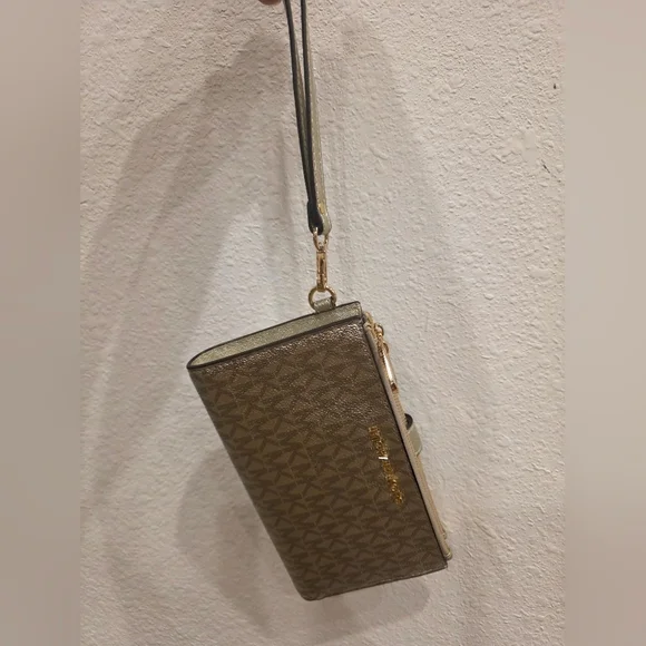 Michael Kors Gold Metallic Wristlet Wallet - Picture 3 of 9